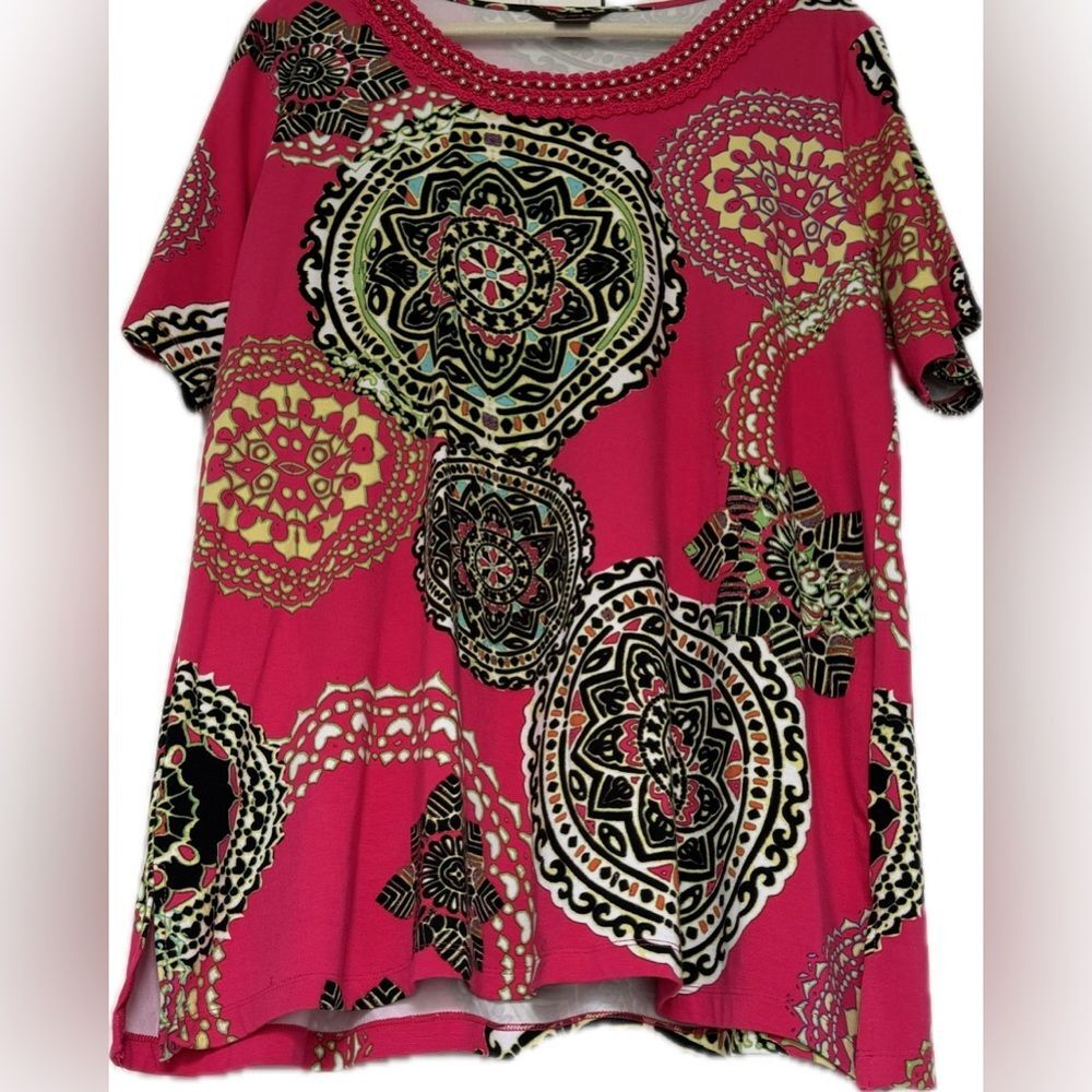 Gorgeous Multiples top! - Picture 5 of 8